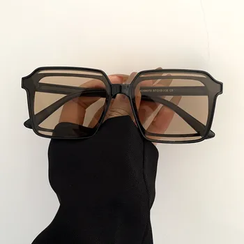 Kvadratni ženska sončna Očala 2022 novih moških votlih iz očala retro modni oblikovalec visoko kakovostna sončna očala UV400